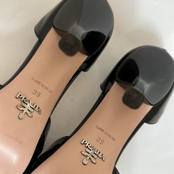 Prada Black Patent Leather Point Toe Heel Size 39 - Picture 8 of 8